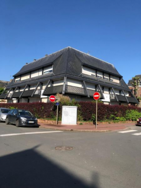Au Nom du Zen 3 pièces avec terrasse cœur Deauville